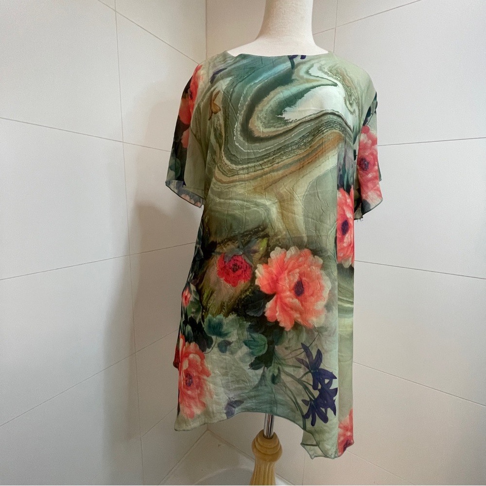 Light and flowy beautiful blouse